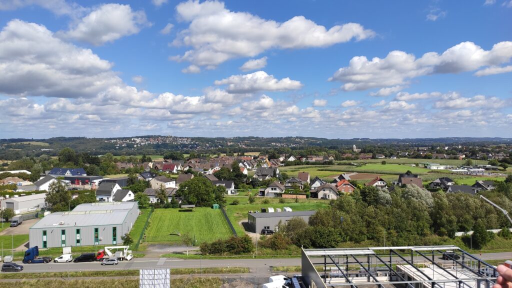 Menden Dreht Auf mit Aussicht auf Bösperde